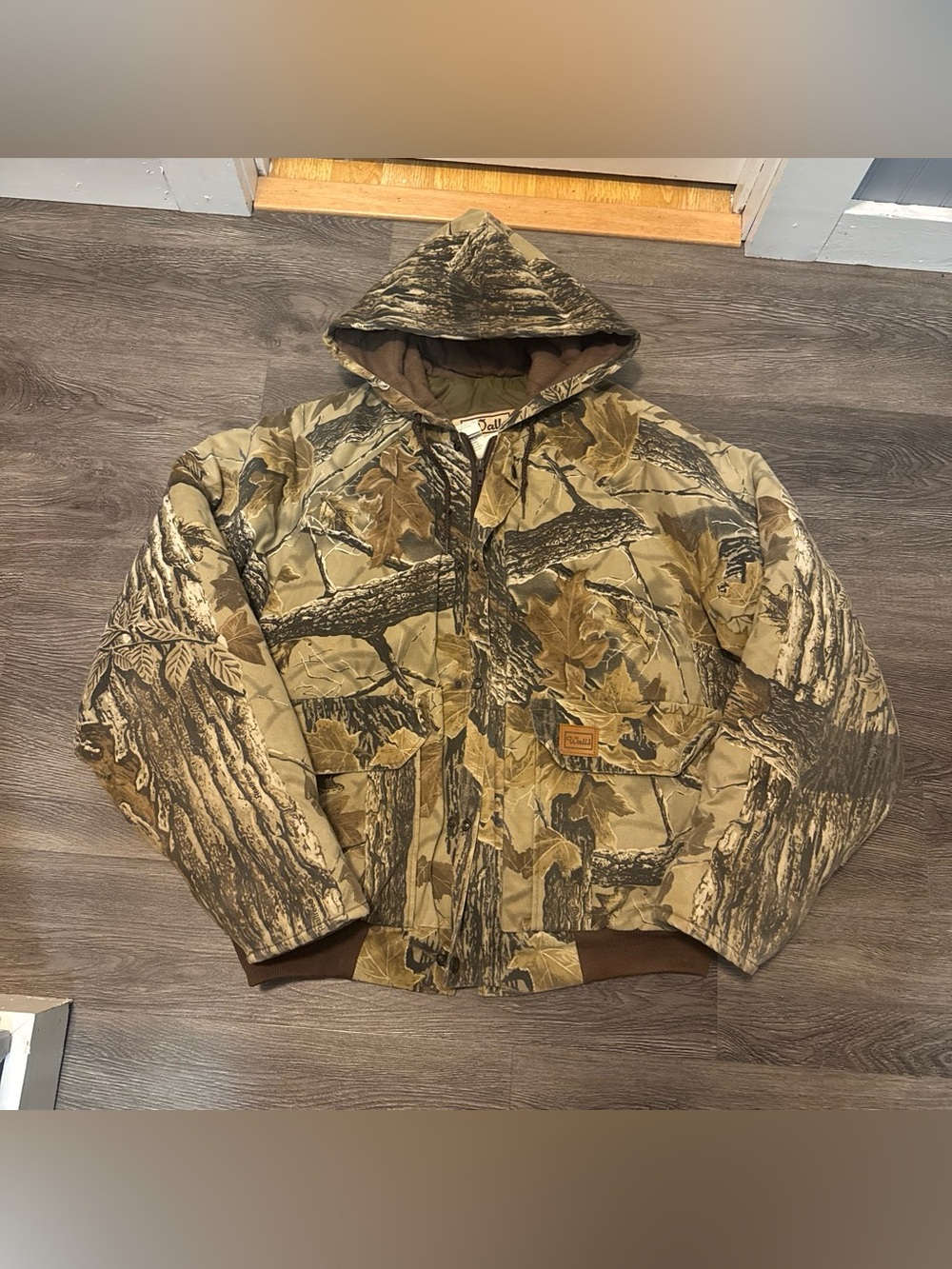Vintage Walls Realtree Camo Jacket
